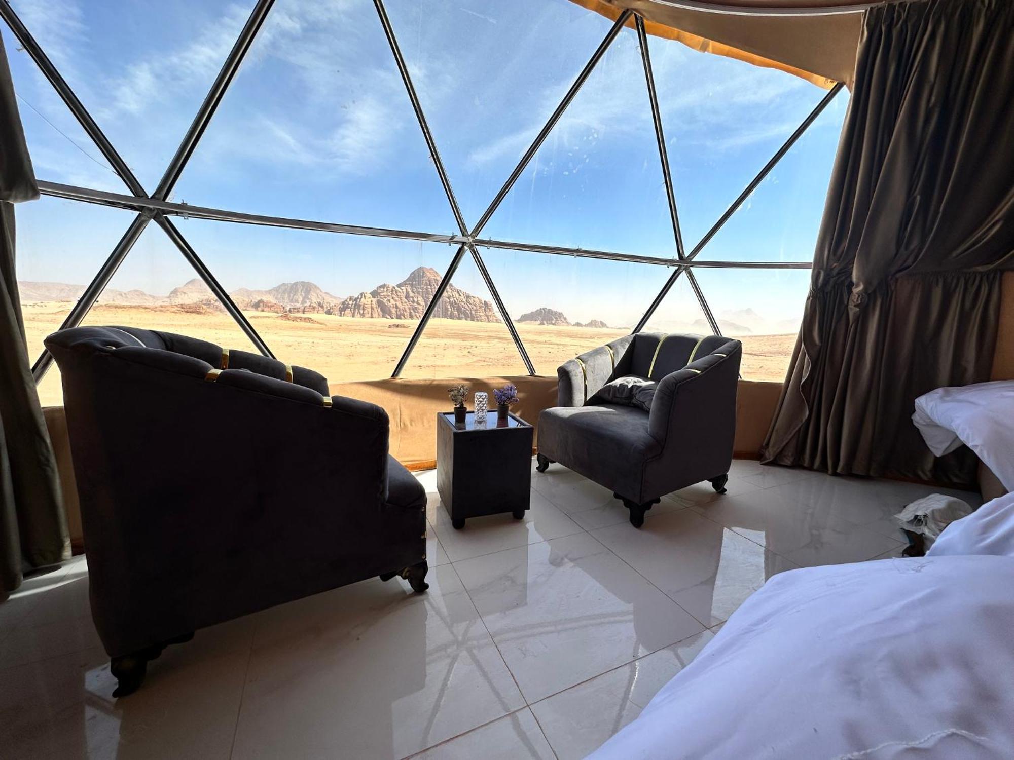 Rum Victoria Luxury Camp Wadi Rum Eksteriør bilde