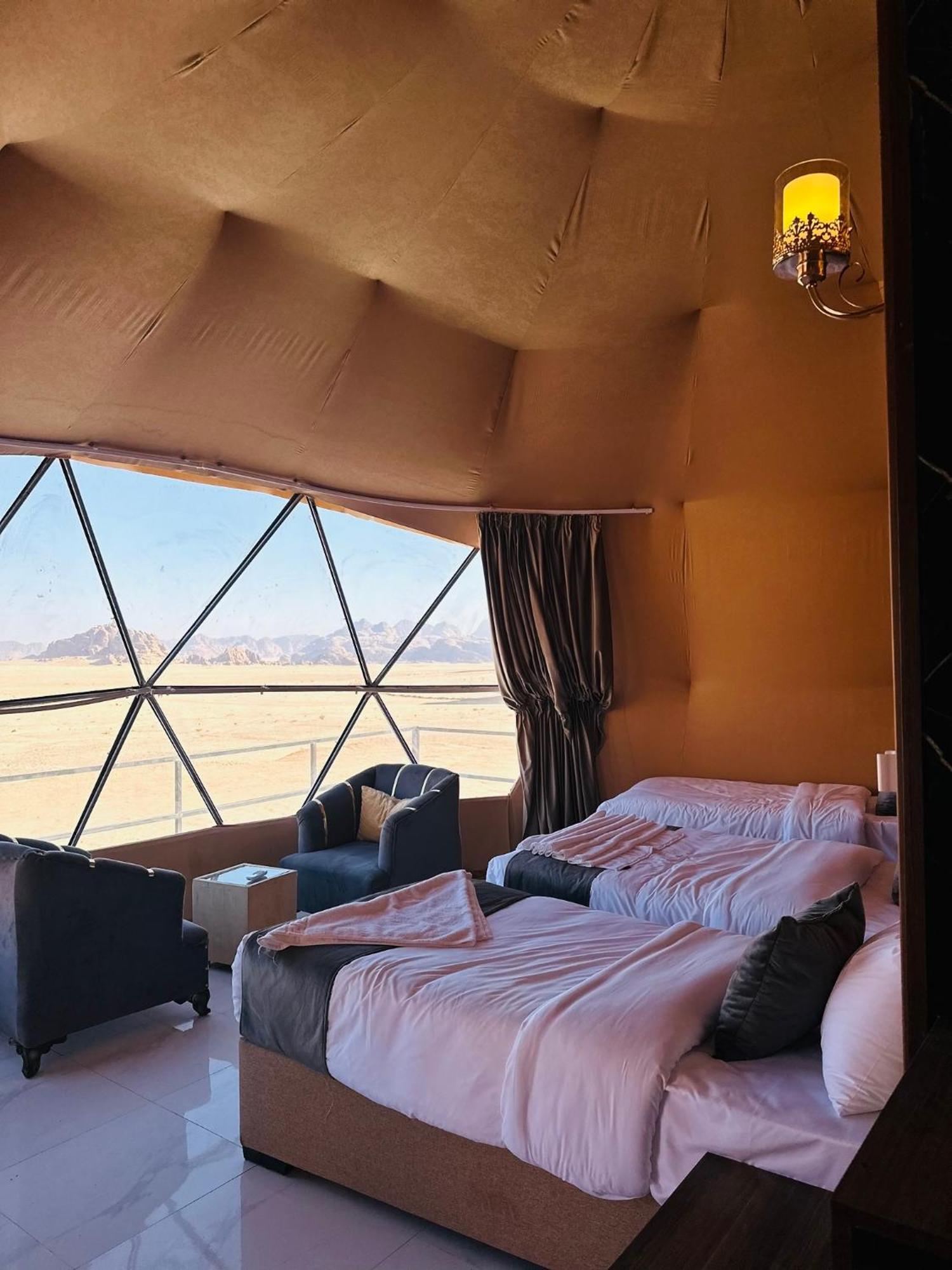 Rum Victoria Luxury Camp Wadi Rum Eksteriør bilde