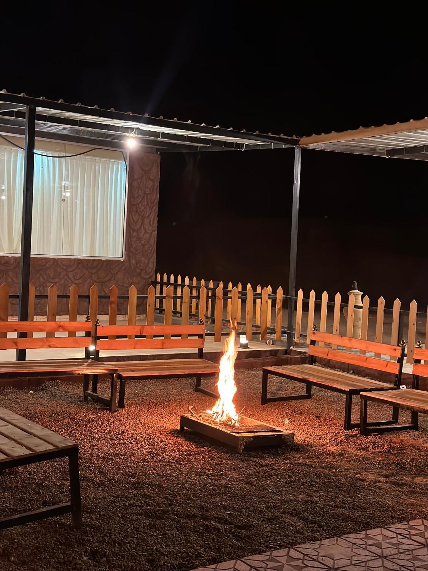 Rum Victoria Luxury Camp Wadi Rum Eksteriør bilde
