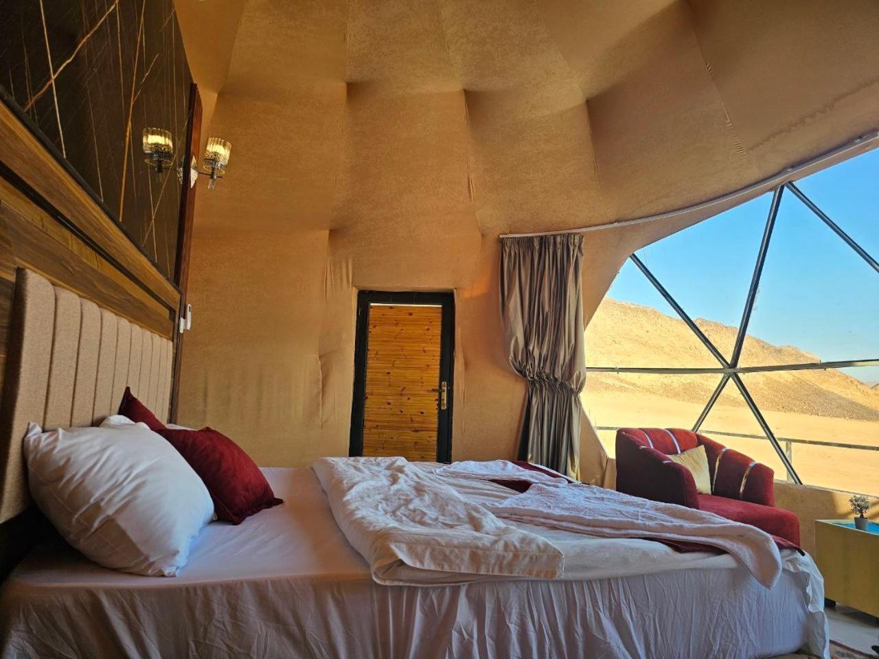 Rum Victoria Luxury Camp Wadi Rum Eksteriør bilde
