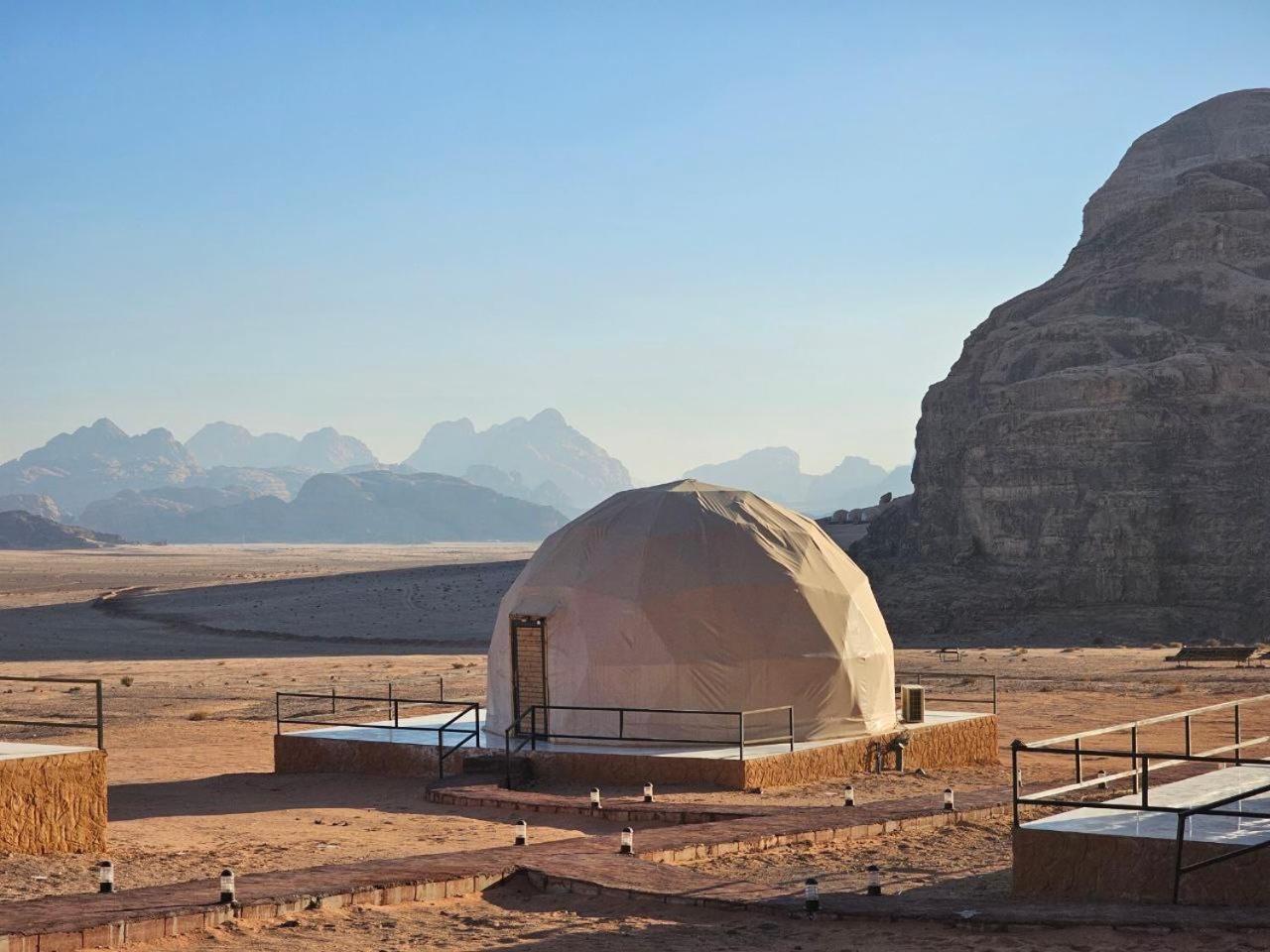 Rum Victoria Luxury Camp Wadi Rum Eksteriør bilde