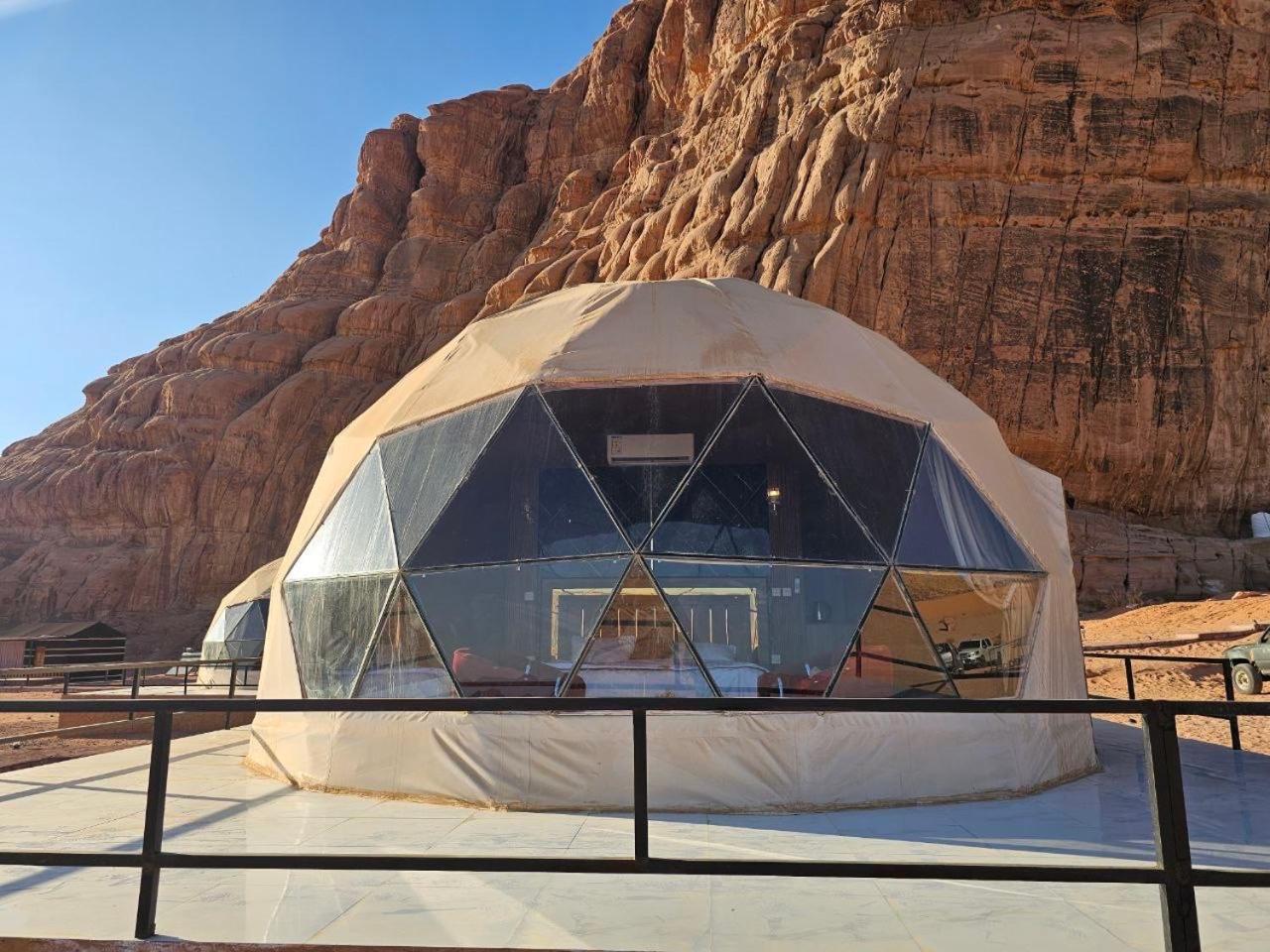 Rum Victoria Luxury Camp Wadi Rum Eksteriør bilde