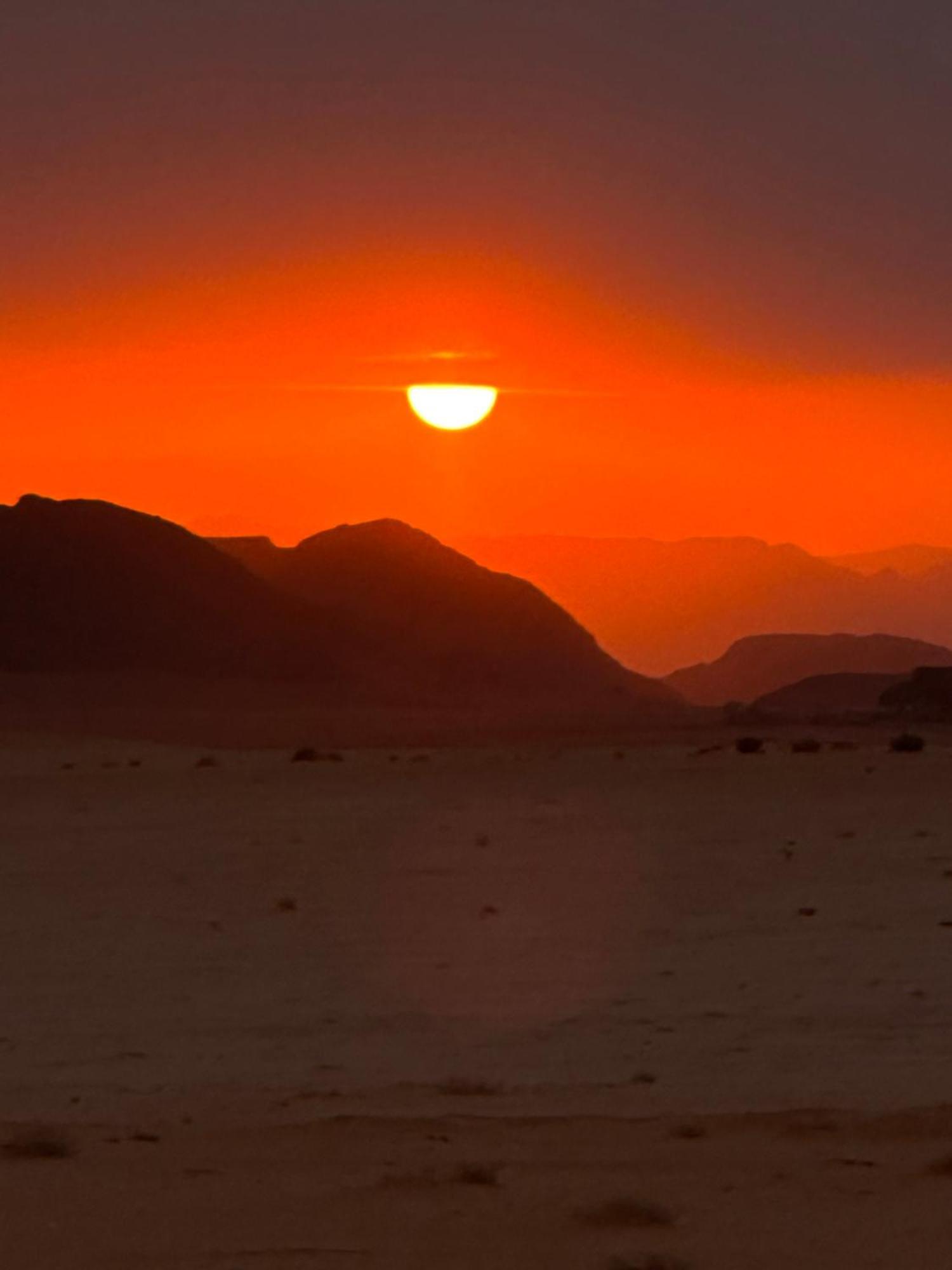 Rum Victoria Luxury Camp Wadi Rum Eksteriør bilde