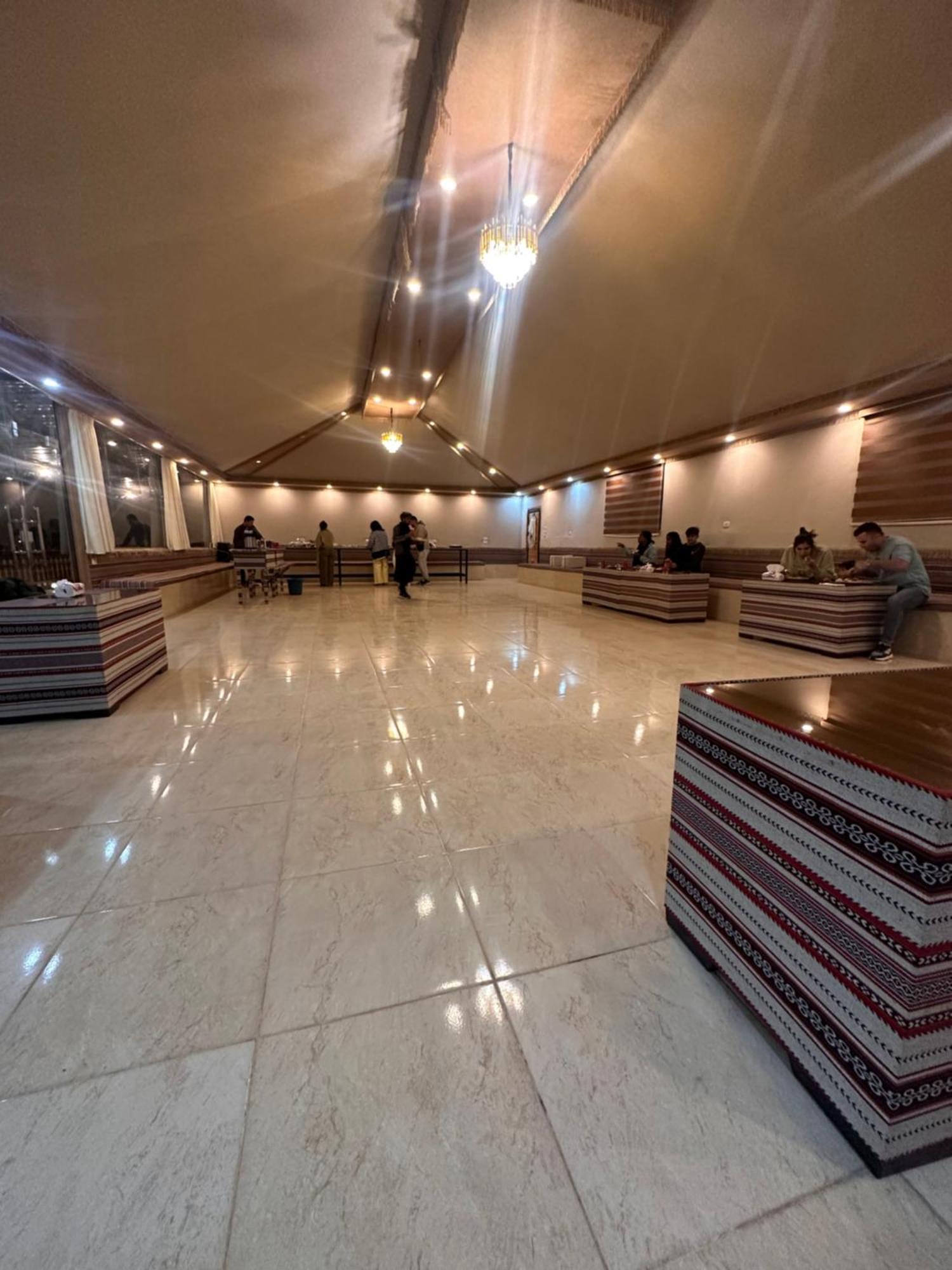 Rum Victoria Luxury Camp Wadi Rum Eksteriør bilde